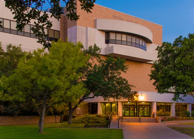 UT Health San Antonio School of Dentistry