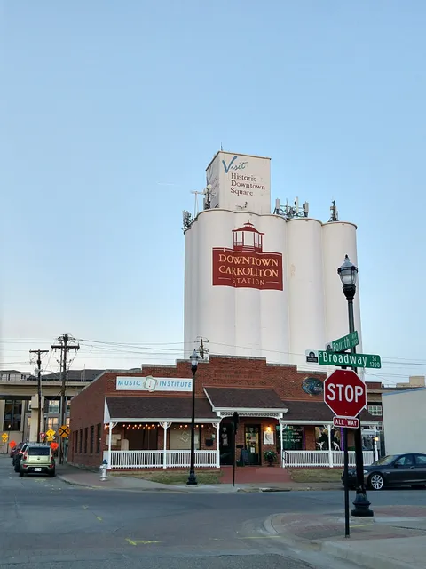 Carrollton Park Village