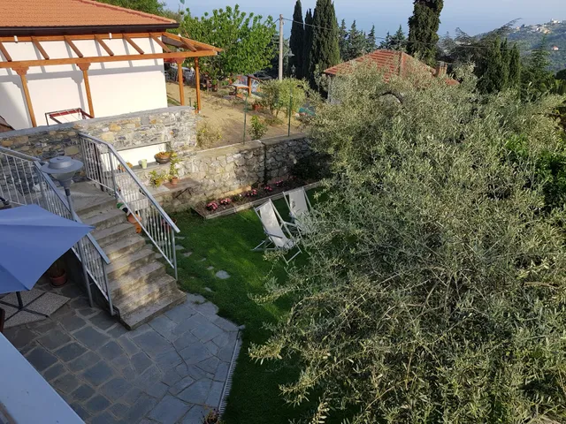 Karen Bed & Breakfast