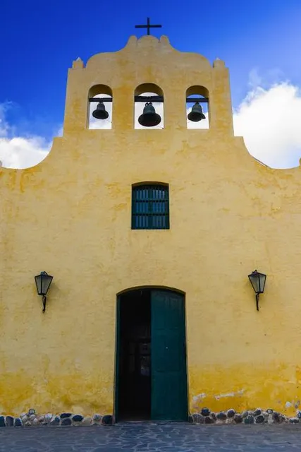 Iglesia San José De Cachi.
