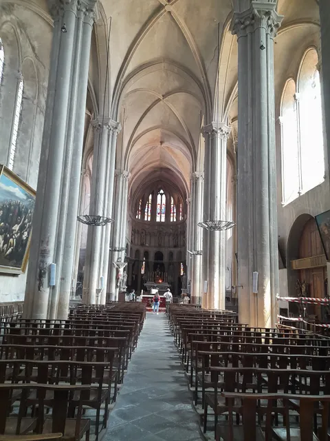Eglise Saint-Cerneuf de Billom