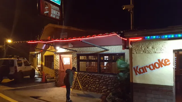 Las Juntas Bar and Restaurant