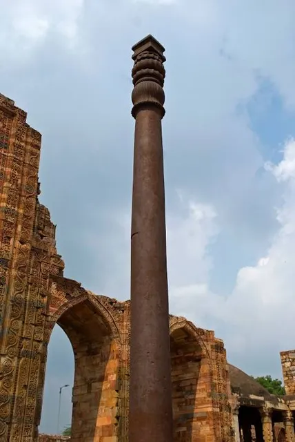 Iron Pillar, Delhi