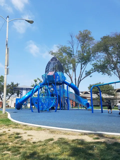 Hawthorne Memorial Park