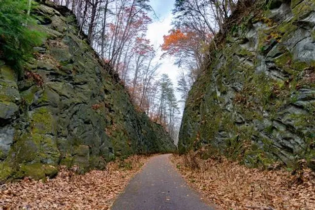 Blackhand Gorge State Nature Preserve