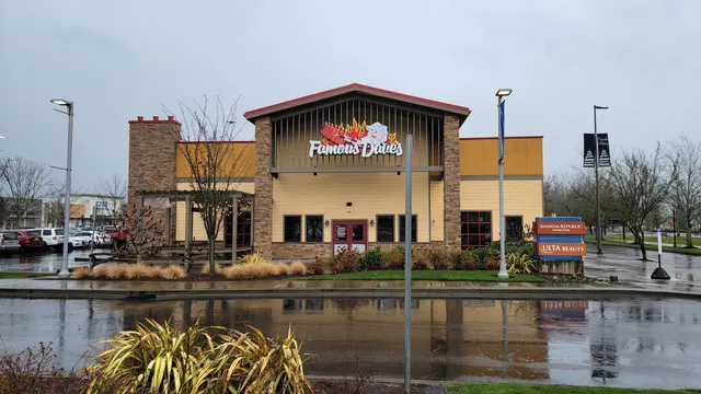 Famous Dave's Bar-B-Que