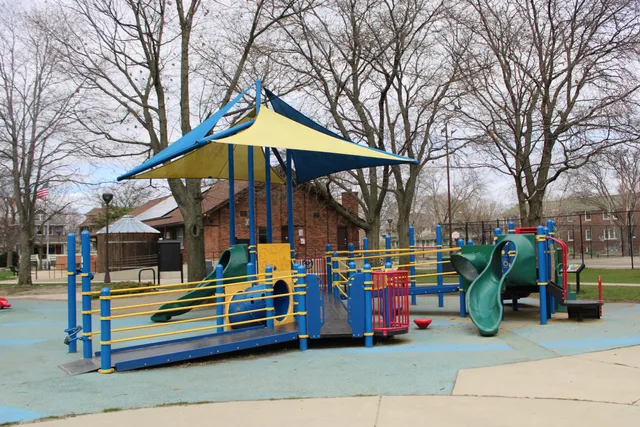 Longfellow Center & Park