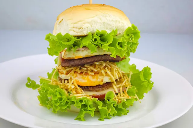 Lanche e pizzaria da tia