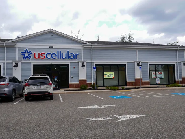UScellular & T-Mobile
