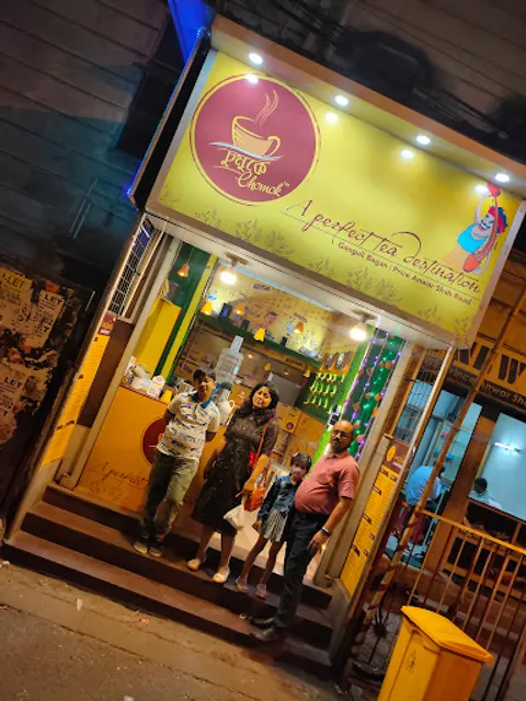 Chumuke Chomok - A Perfect Tea Destination (Jadavpur)
