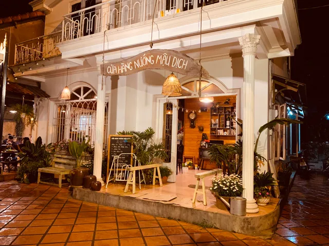 Cửa hàng nướng Mậu Dịch