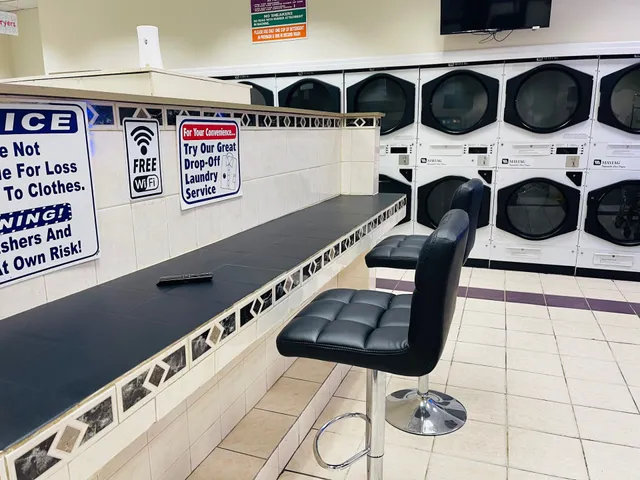 Jay’s Laundromat