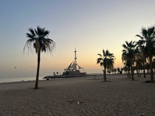 شاطئ مارينا