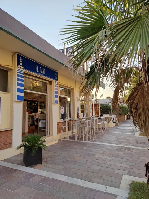 El Faro , Street Food