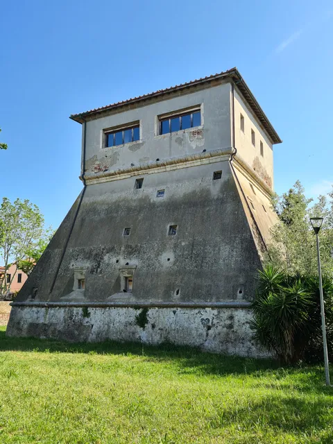 Torre di Vada