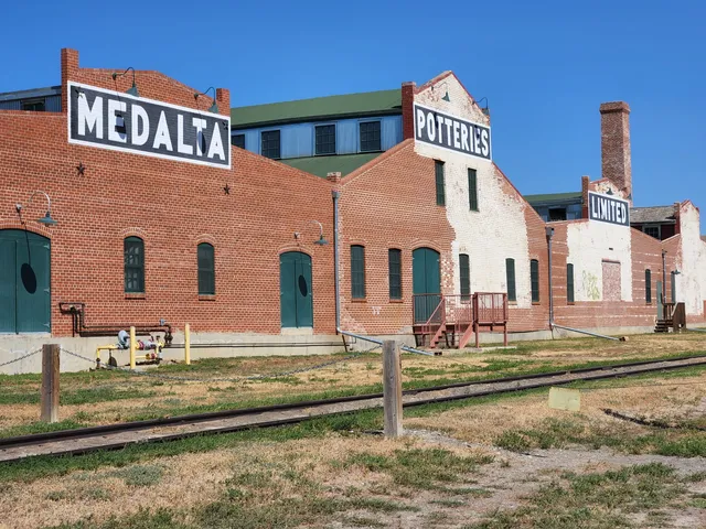Medalta in the Historic Clay District