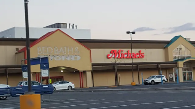 Huntington Shopping Center