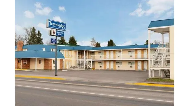 Travelodge by Wyndham Quesnel