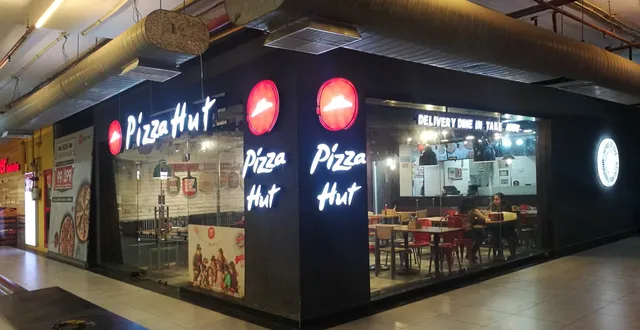 Pizza Hut | Omaxe CP, Noida