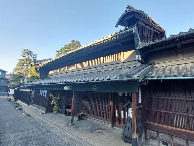Arimatsu Narumi Shibori Tie-Dyeing Museum