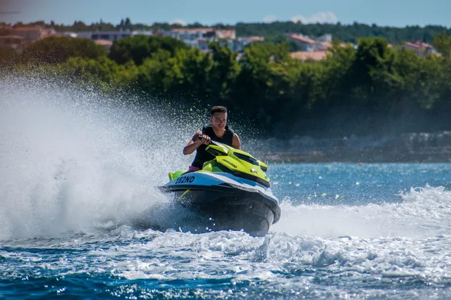RENT A JET SKI Novigrad - Astra sport