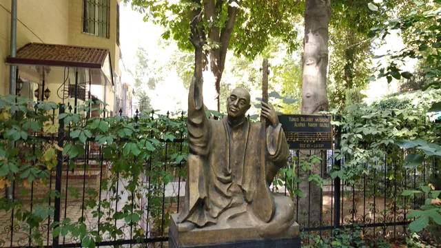 Yunus Radzhabi Historic House Museum