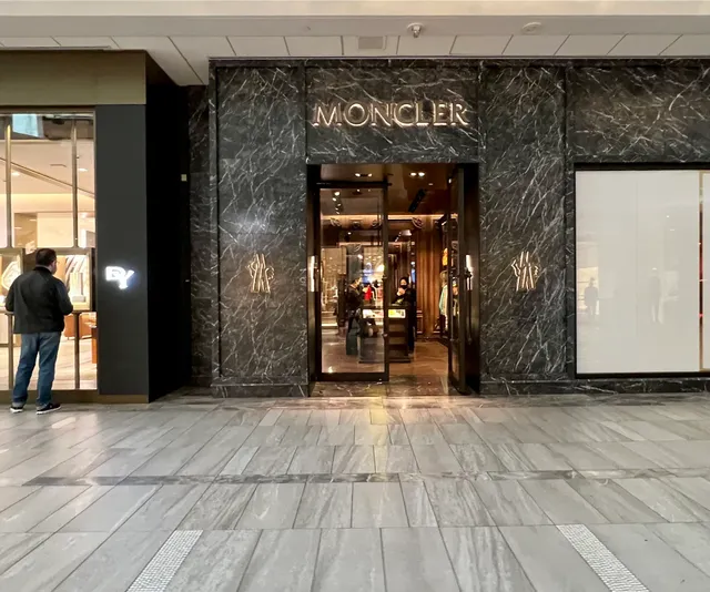 Moncler Boston