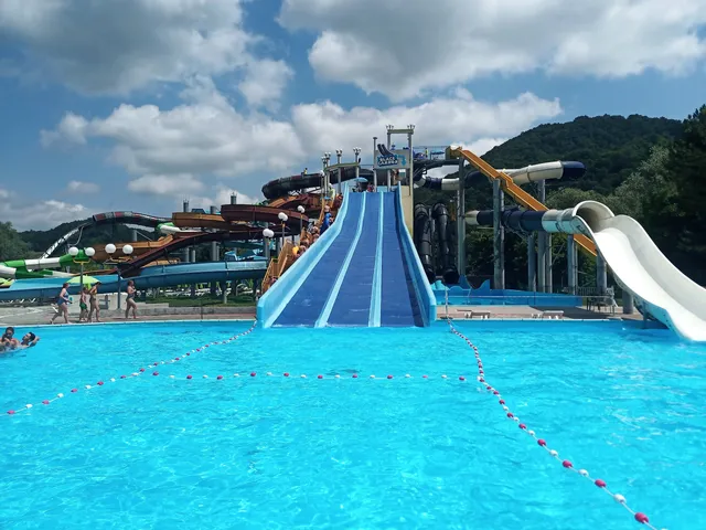 Termalni park Aqualuna