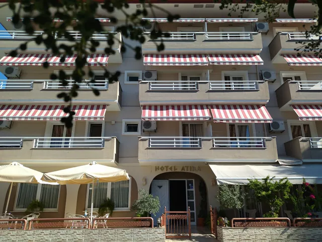 Atira Apartment Hotel - Olympic Beach