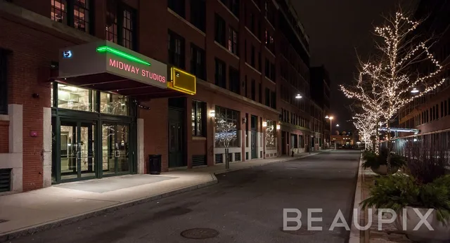 BEAUPIX STUDIO for HEADSHOTS and PORTRAITS