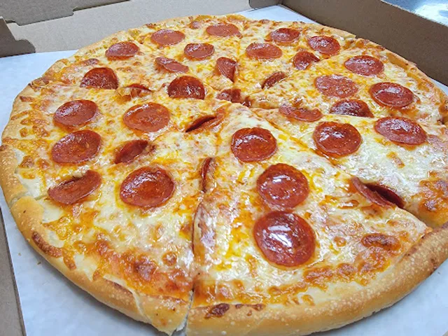 pyramids pizza and grill