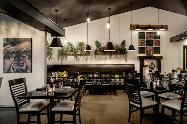 Twisted Lemon Restaurant & Boutique Inn