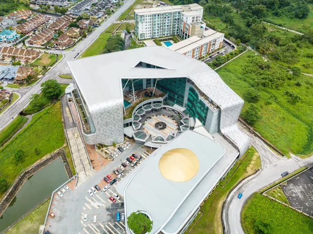 Raia Hotel & Convention Centre Kuching