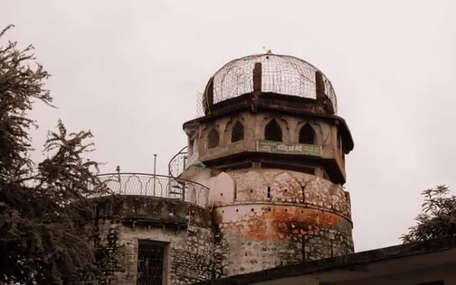 Dhai Seedhi Ki Masjid