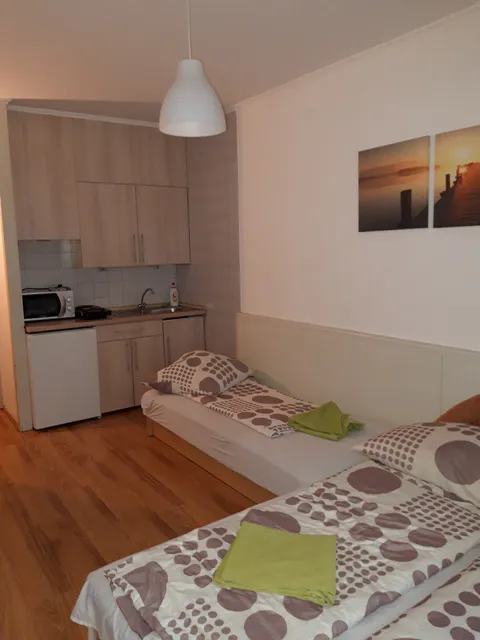 Mary-Ann Non Stop Apartments