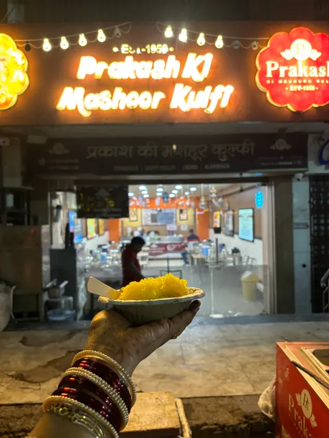 Prakash Ki Mashoor Kulfi - Chowk
