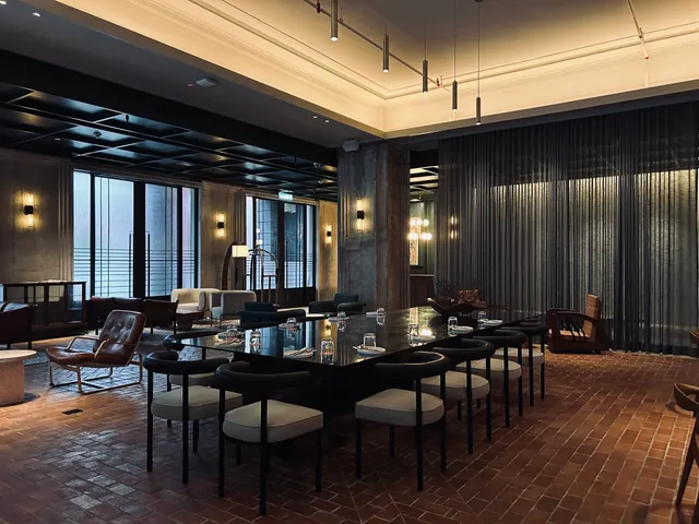 Raw (formerly Raw Kitchen Hall)