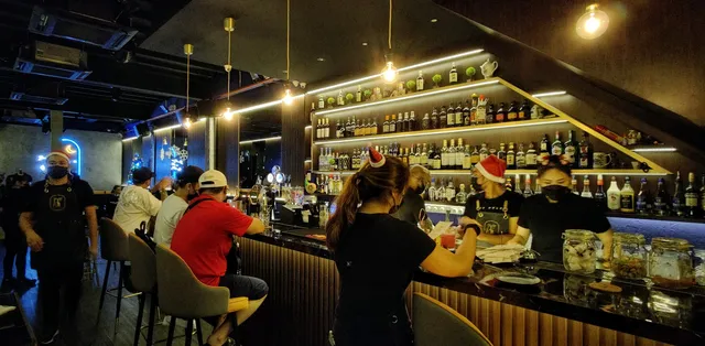 Mama Diam 妈妈店: Hidden restaurant and cocktail bar (Prinsep Street)