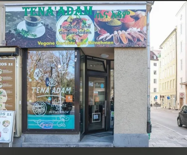 Tena'Adam Café