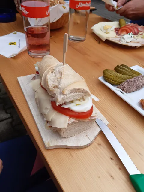 Weinbau & Heuriger Familie Fitzka