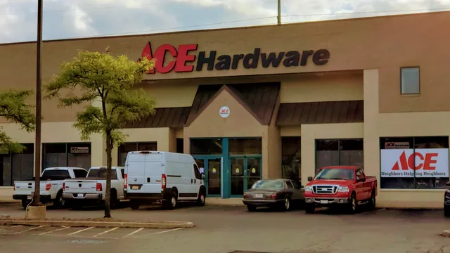 Des Plaines Ace Hardware