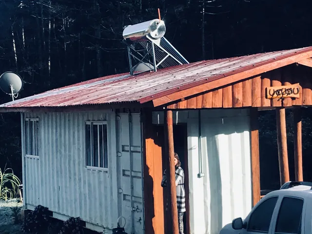 Chalé Cachoeira, Juncal
