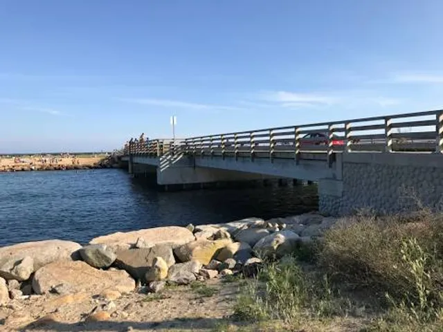 Jaws Bridge