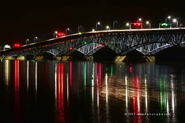 North Grand Island Bridge