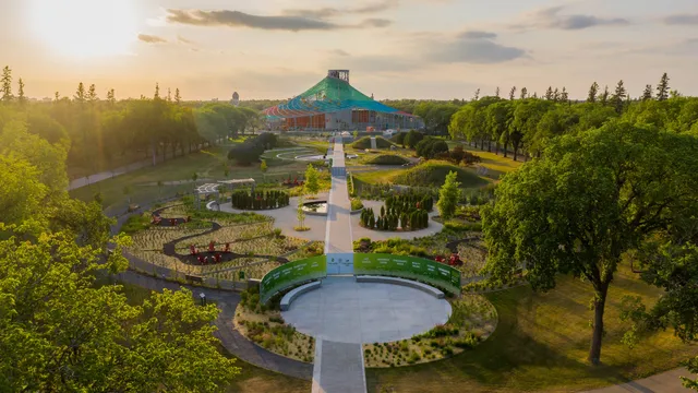 Gardens at The Leaf