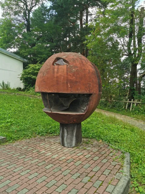 Museum of modern sculpture Michael Dzyndra