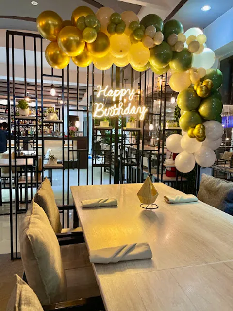 SERENDIPIA Lounge Bar