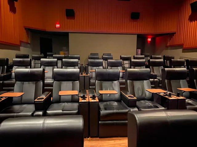 Regal UA Circle Centre