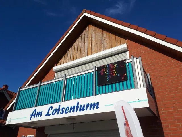 Am Lotsenturm