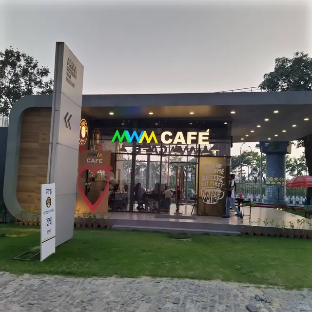 MWM Cafe